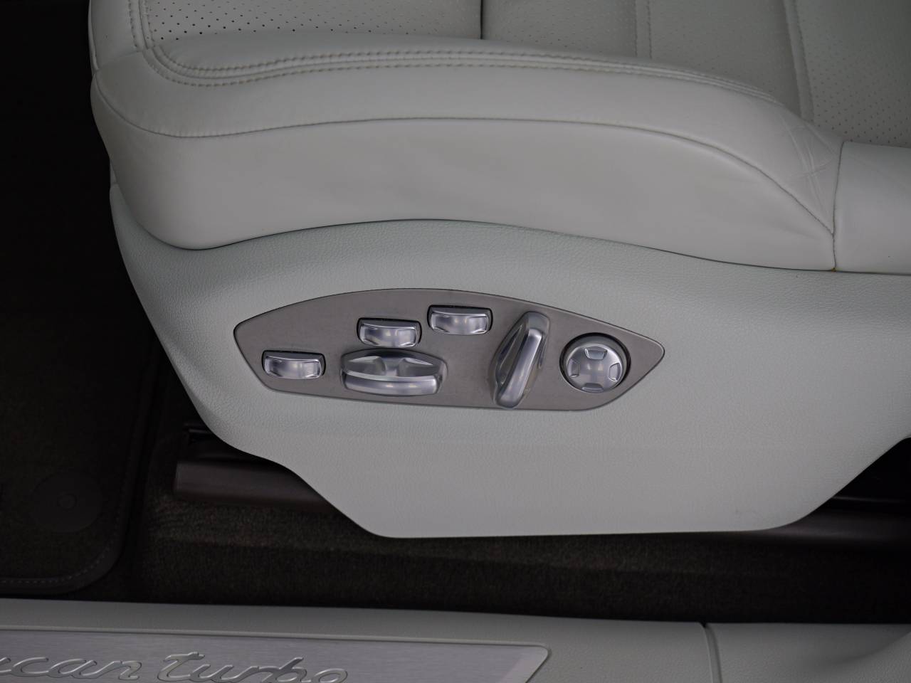 Macan TURBO PDK (5) image 30