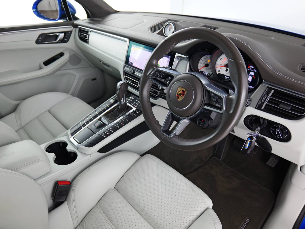 Macan TURBO PDK (5) image 05