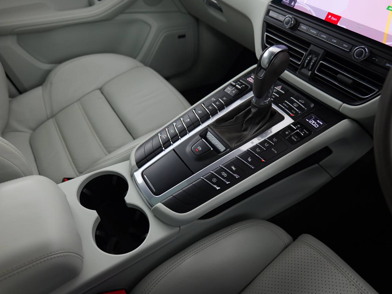 Macan TURBO PDK (5) image 23