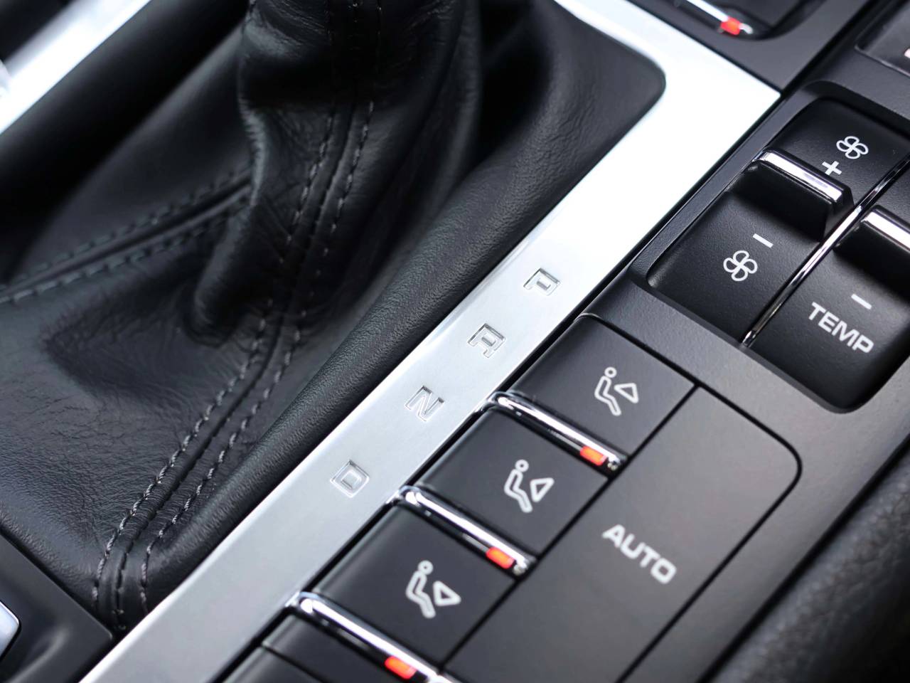 Macan TURBO PDK (48) image 15