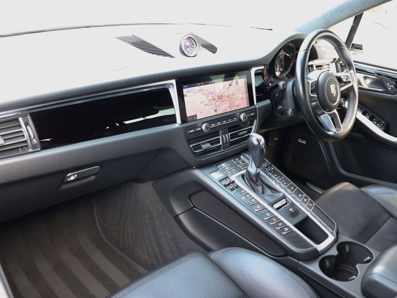 Macan TURBO PDK (48) image 16