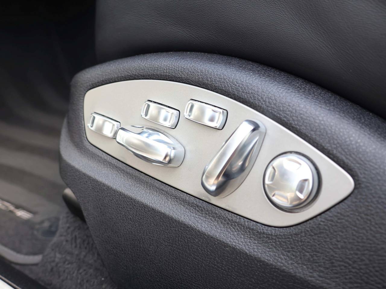 Macan TURBO PDK (48) image 21