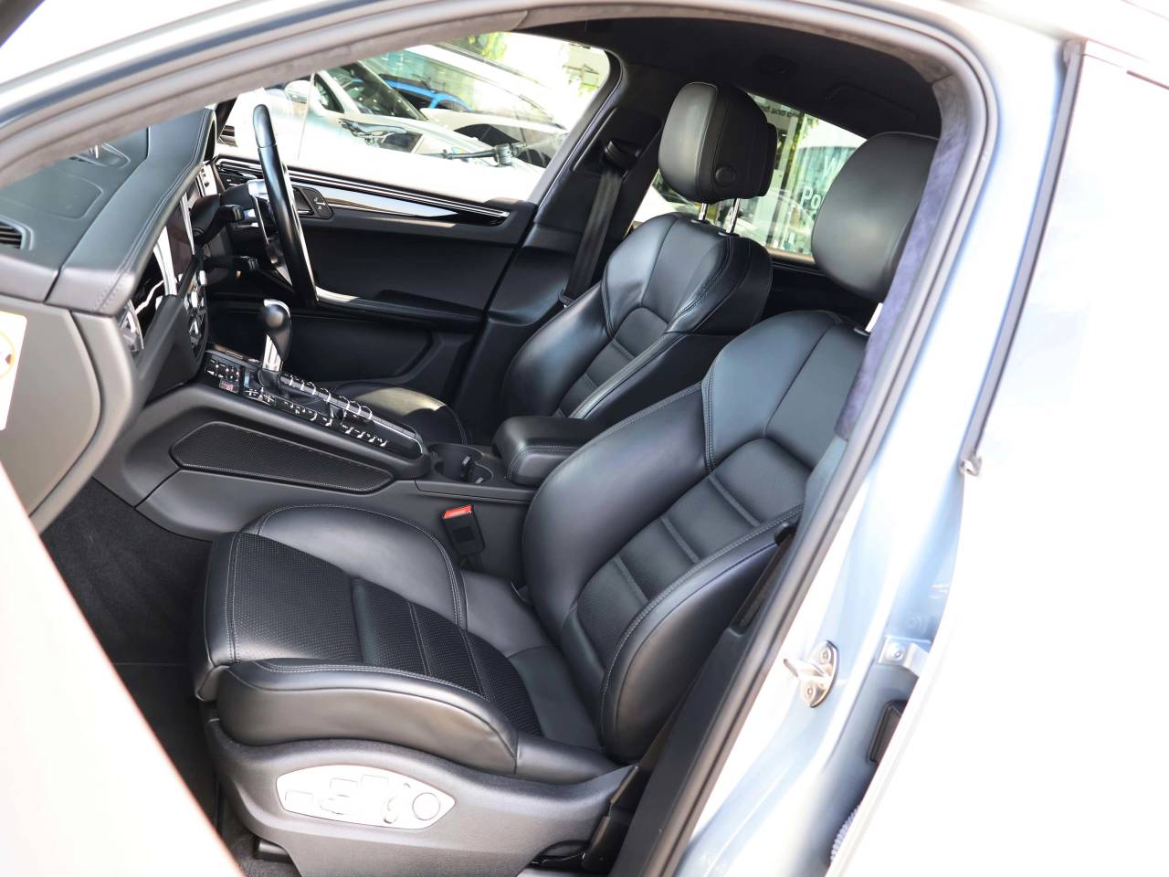 Macan TURBO PDK (48) image 05