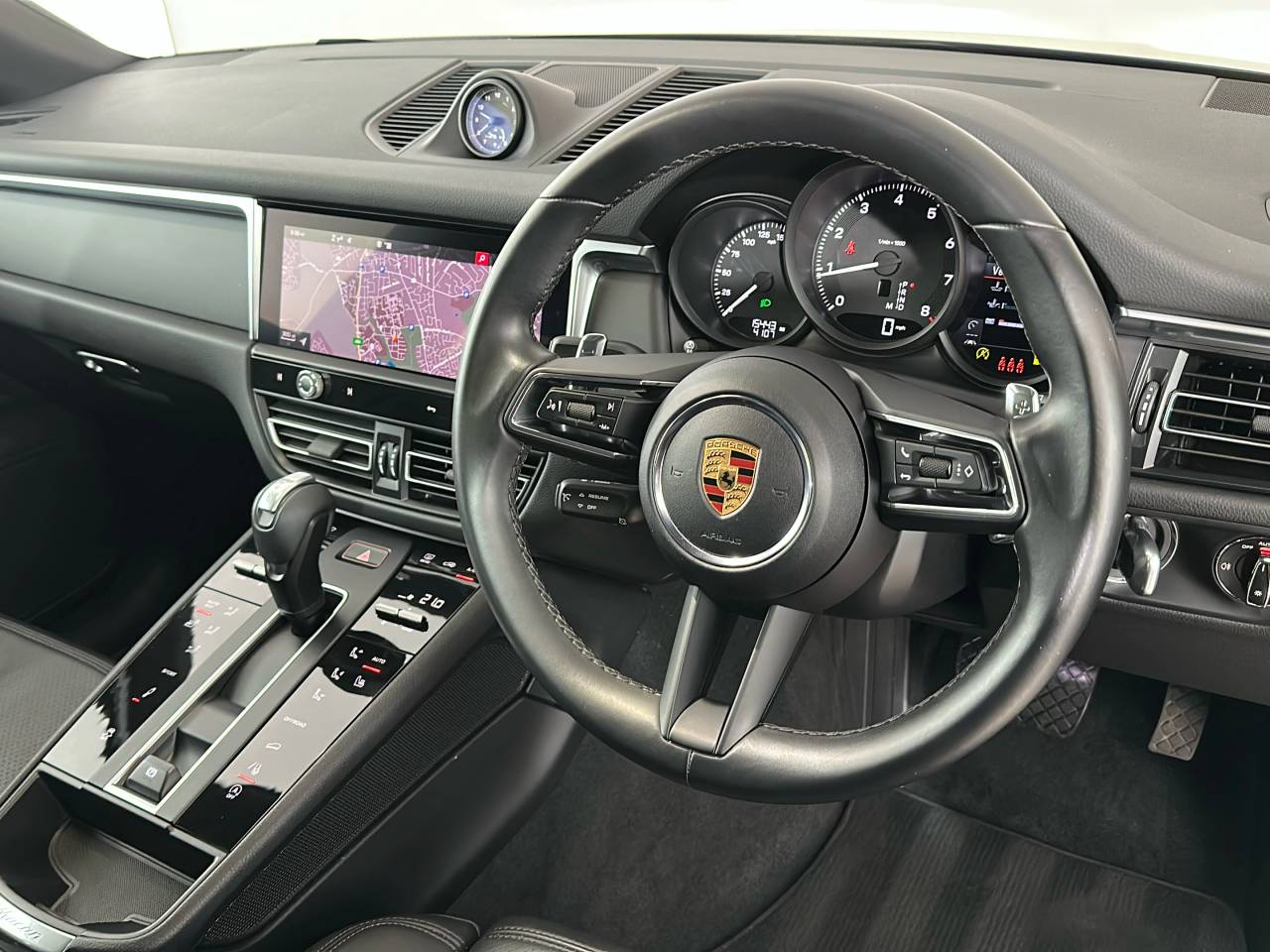 Macan PDK (170) image 29