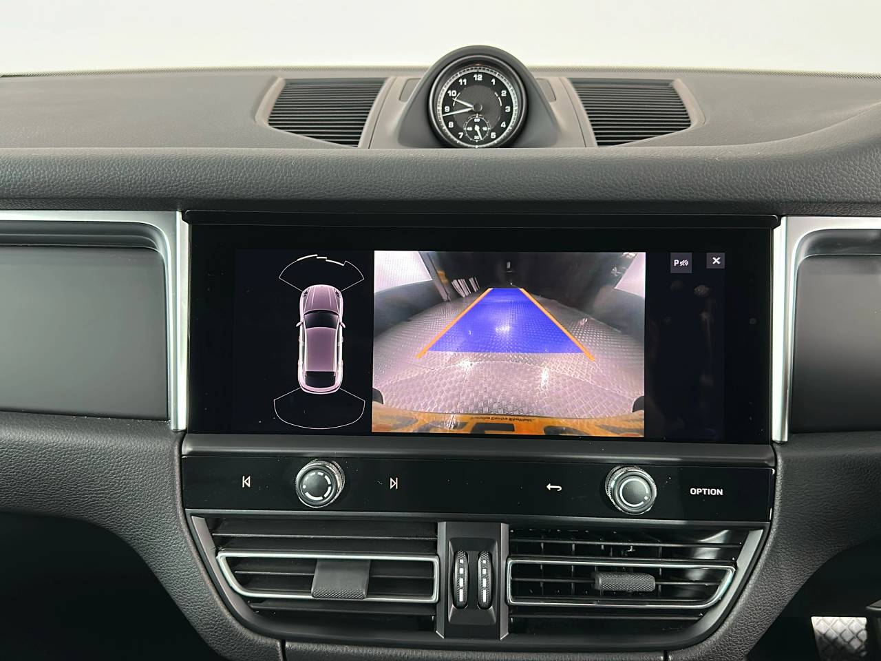Macan PDK (170) image 21