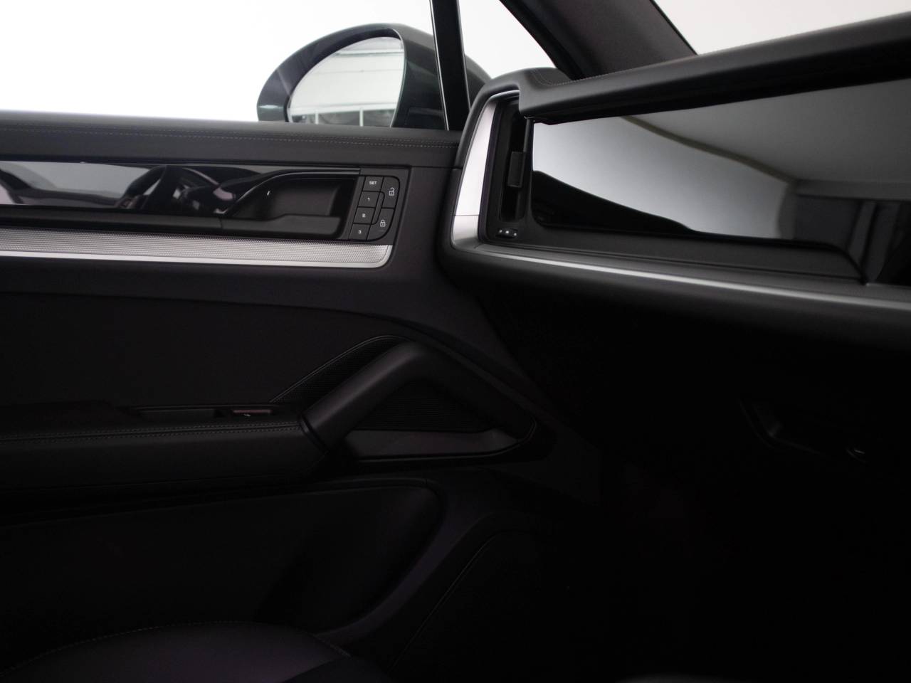 Cayenne V6 (19) image 50