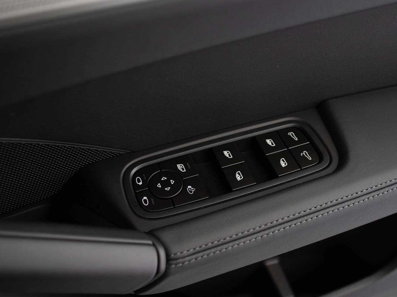 Cayenne V6 (19) image 44