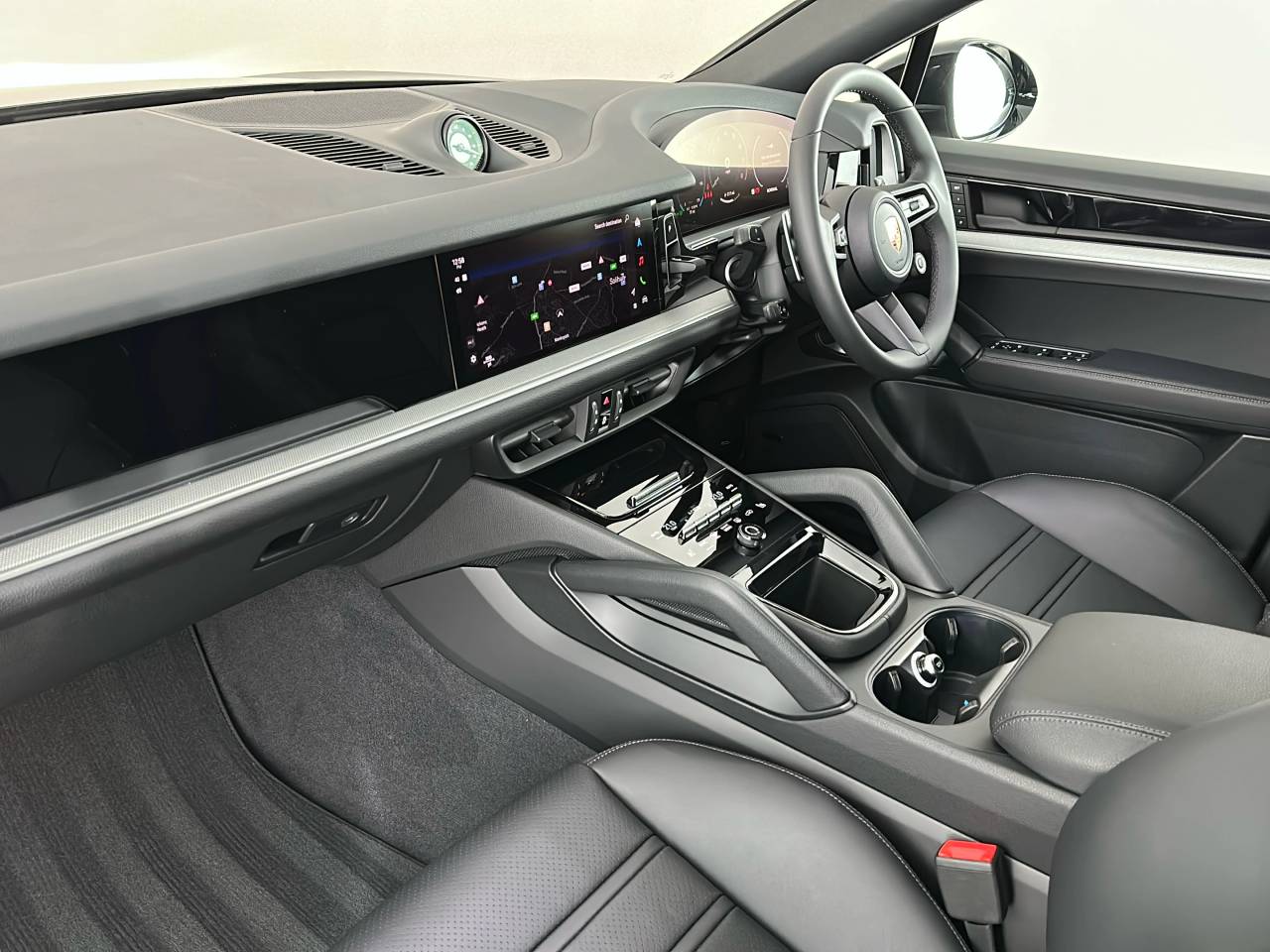 Cayenne V6 (88) image 18
