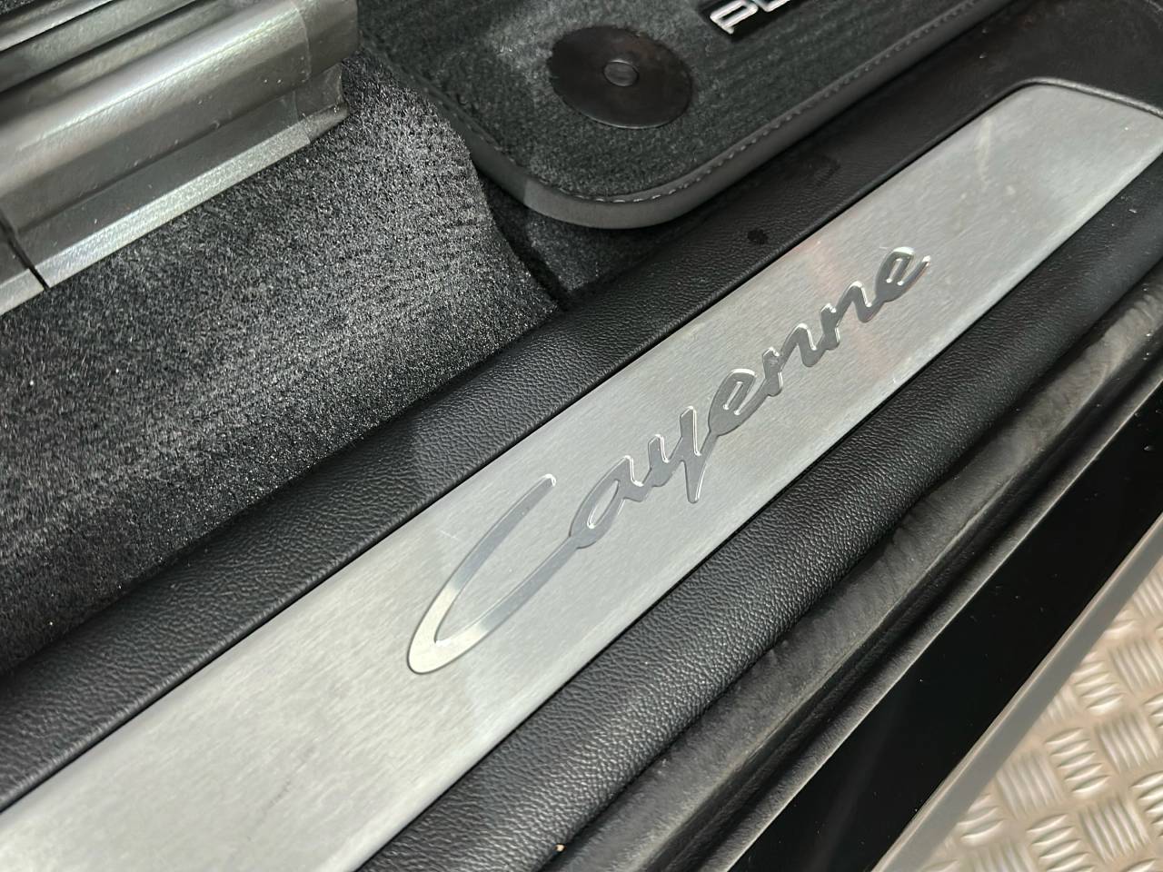 Cayenne V6 (88) image 30