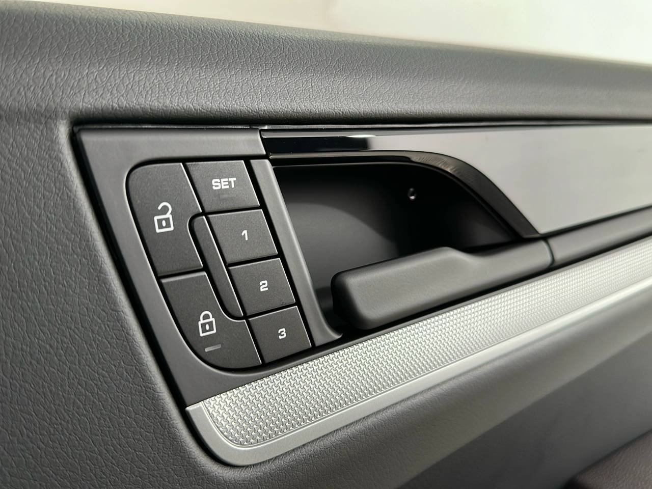 Cayenne V6 (88) image 33