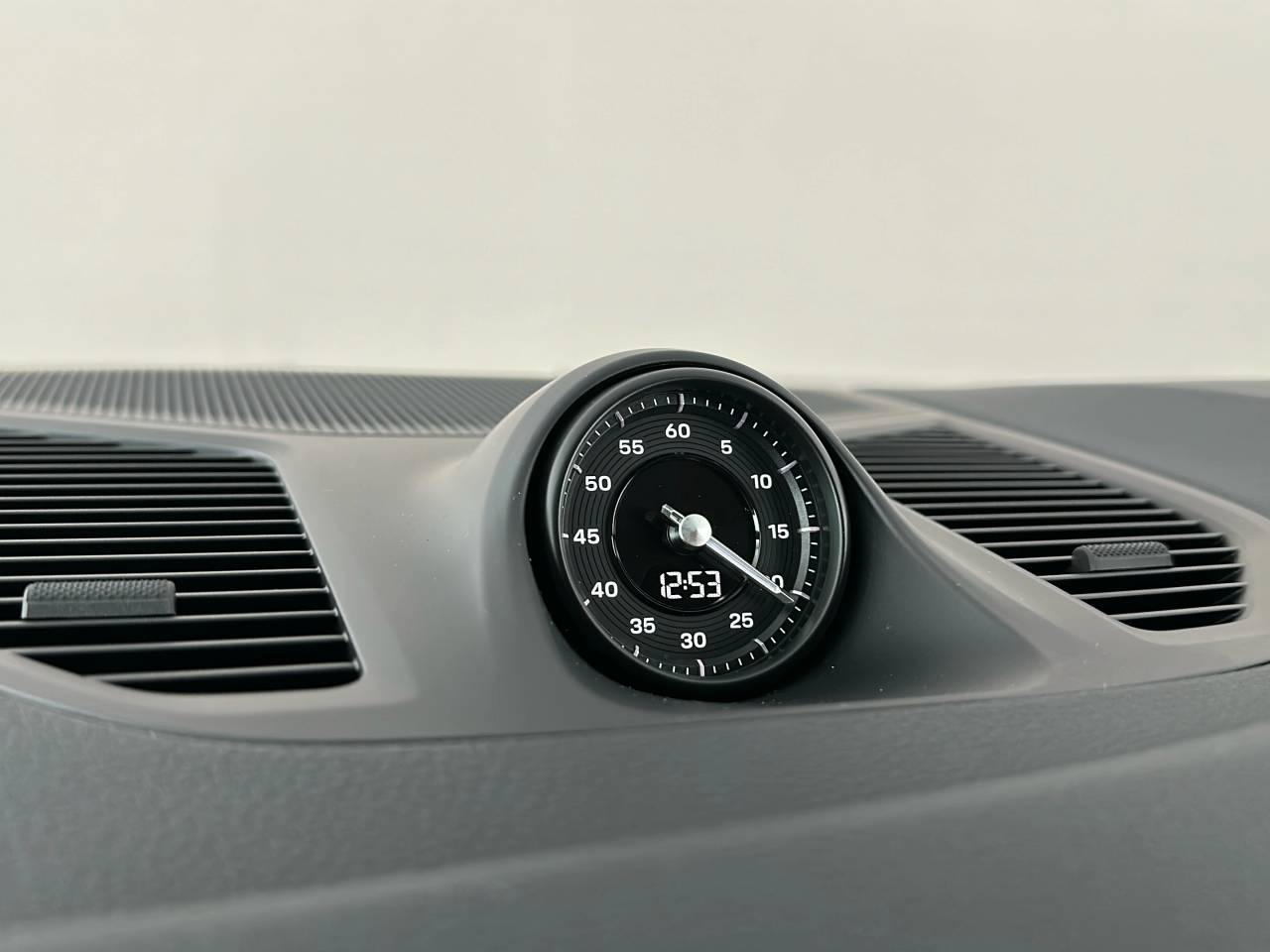 Cayenne V6 (88) image 46