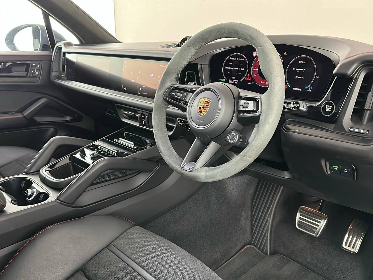 Cayenne GTS (8) image 30
