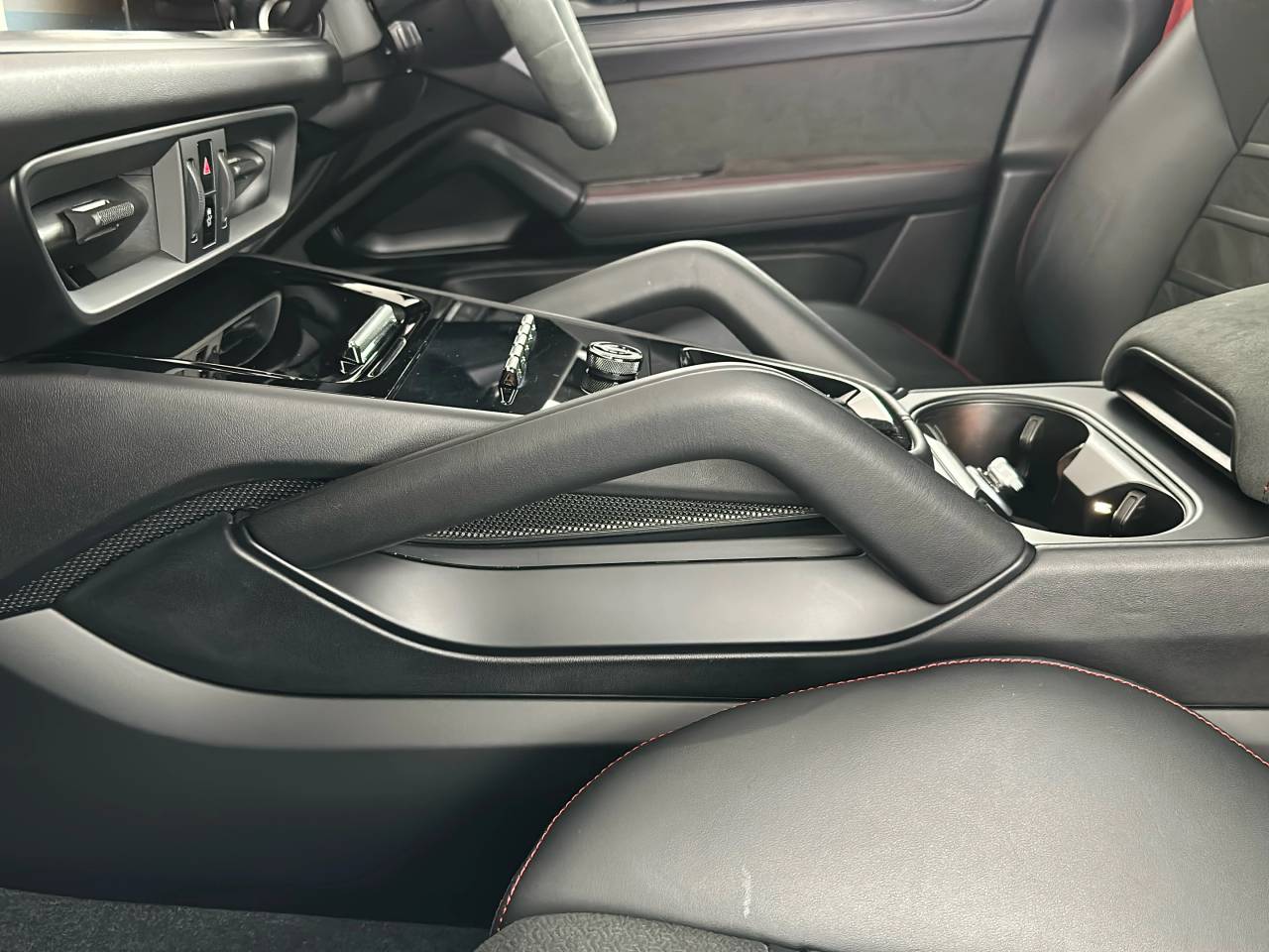 Cayenne GTS (8) image 05