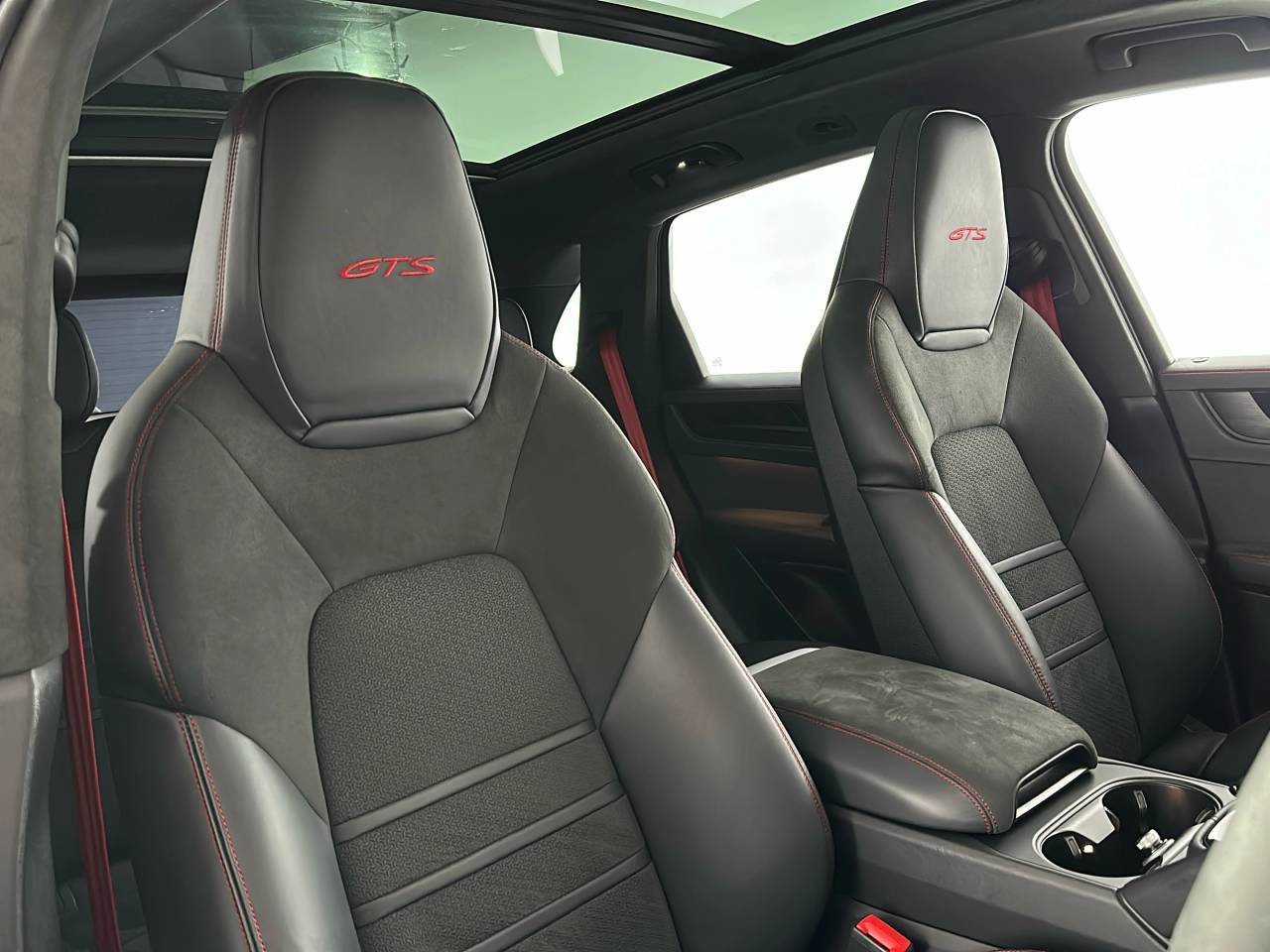 Cayenne GTS (8) image 17