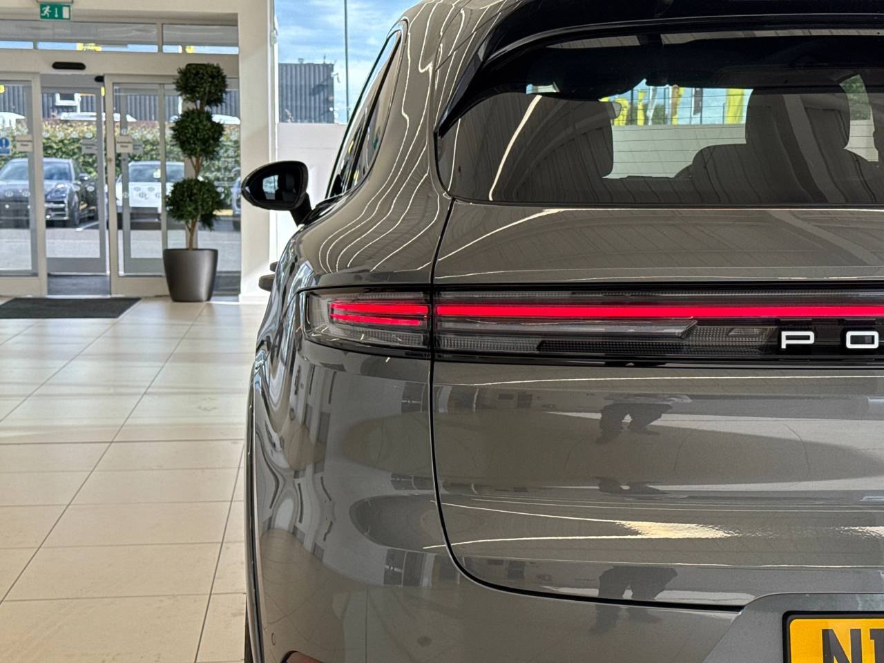 Cayenne V6 (14) image 14