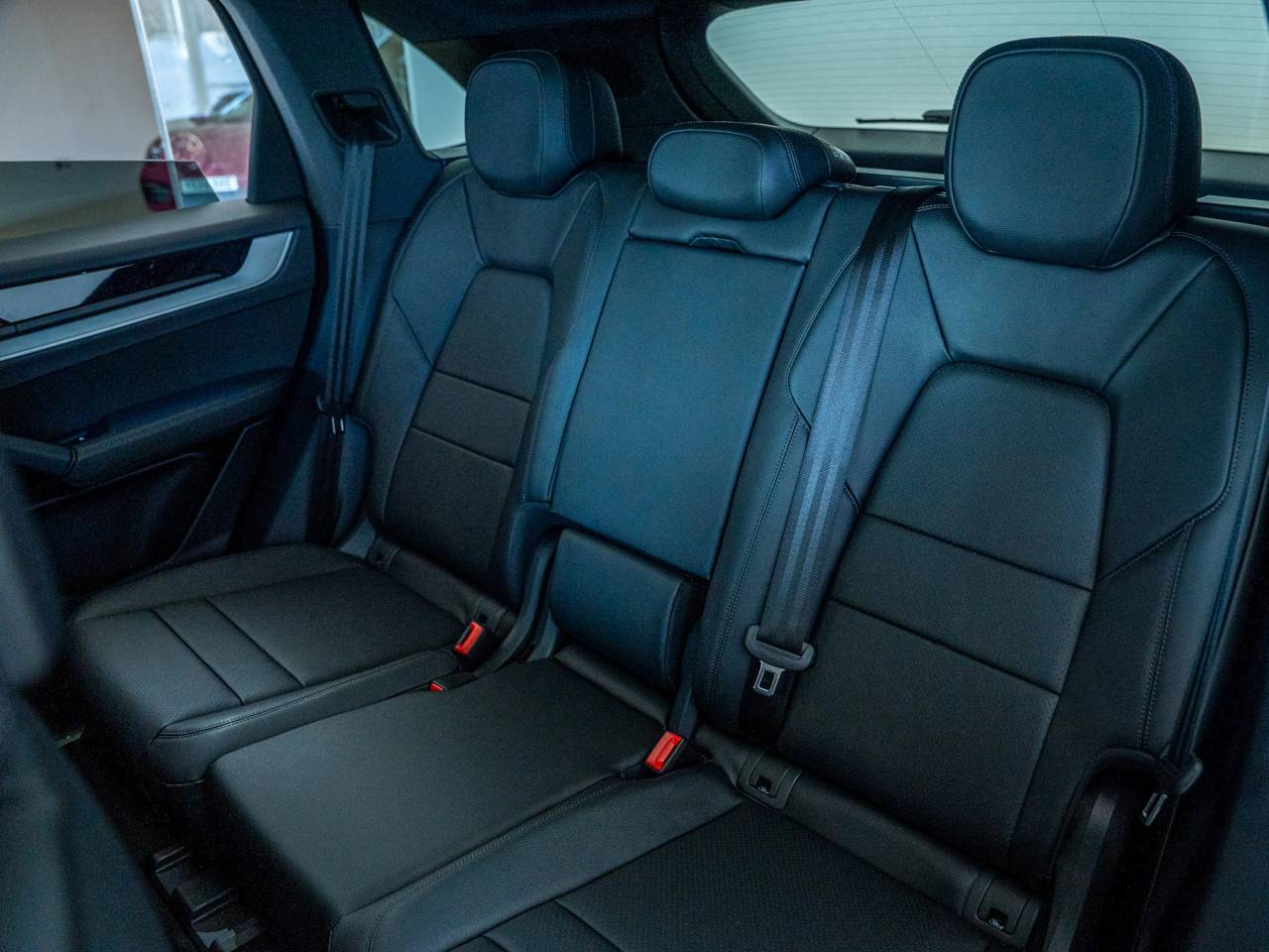 Cayenne V6 (12) image 25