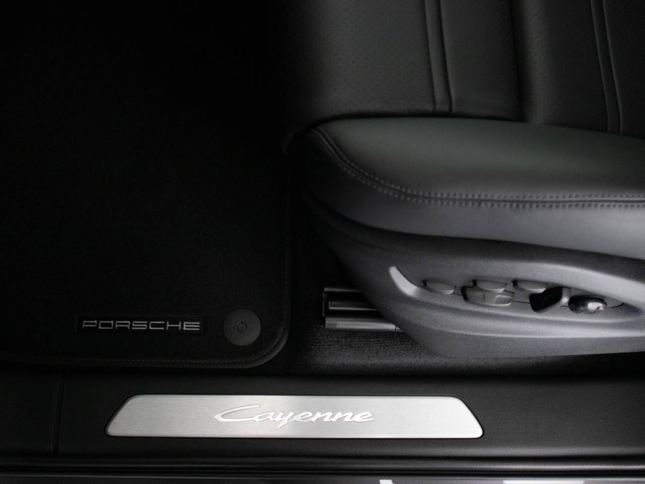 Cayenne V6 (14) image 50