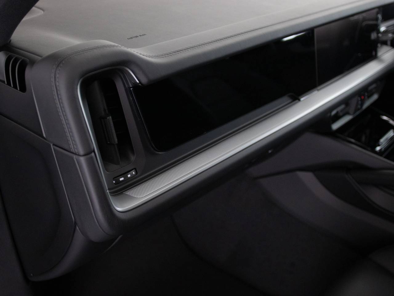 Cayenne V6 (14) image 51