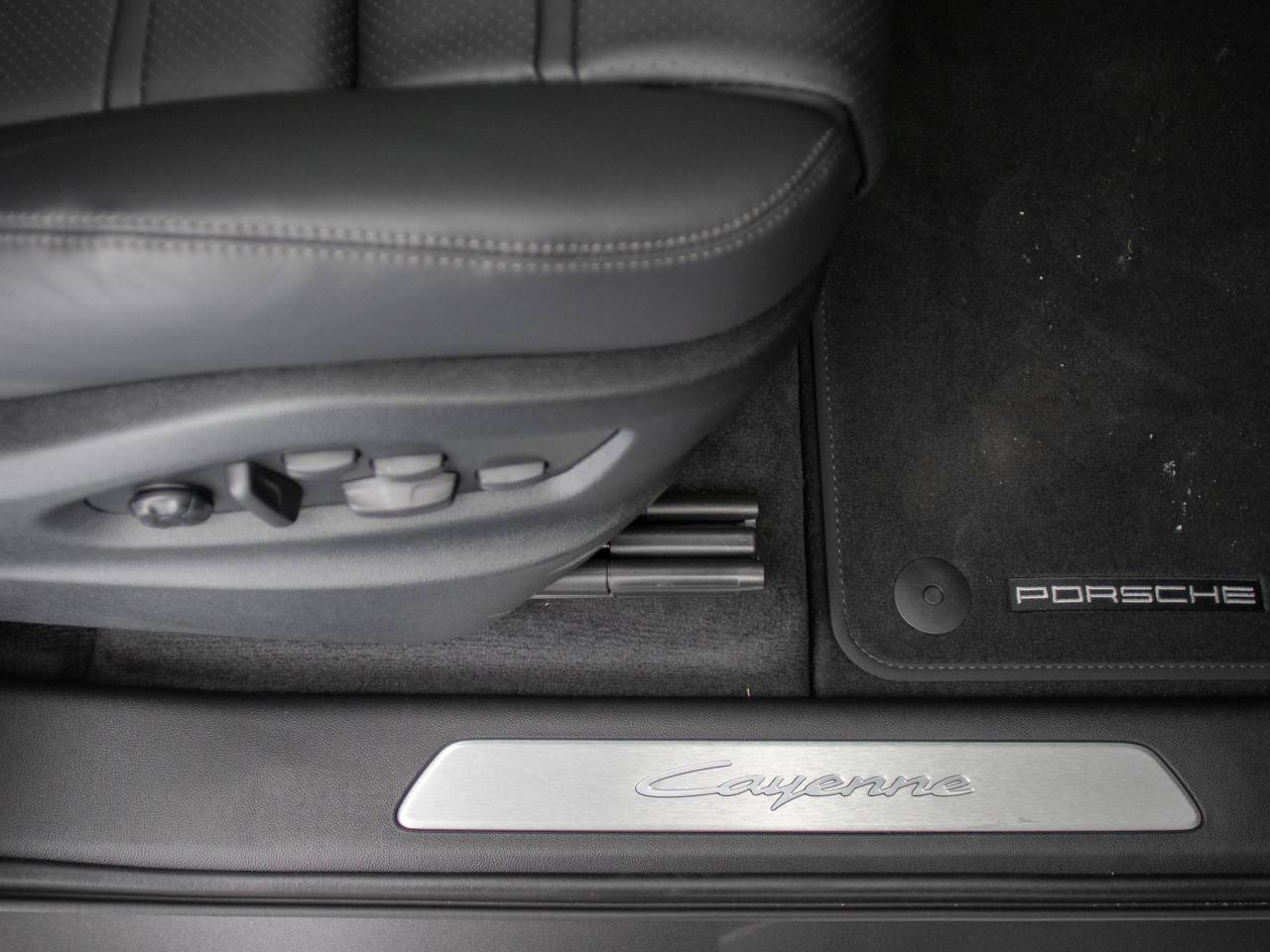 Cayenne V6 (14) image 64