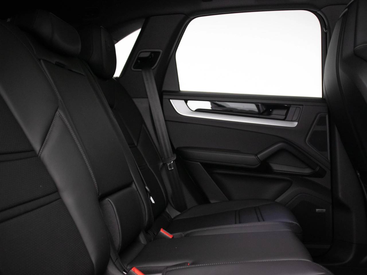 Cayenne V6 (14) image 28