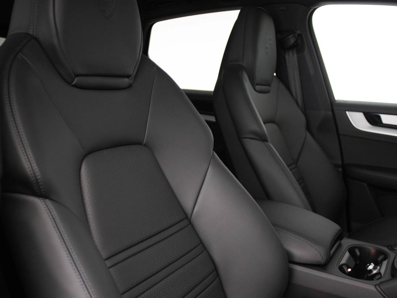 Cayenne V6 (14) image 08