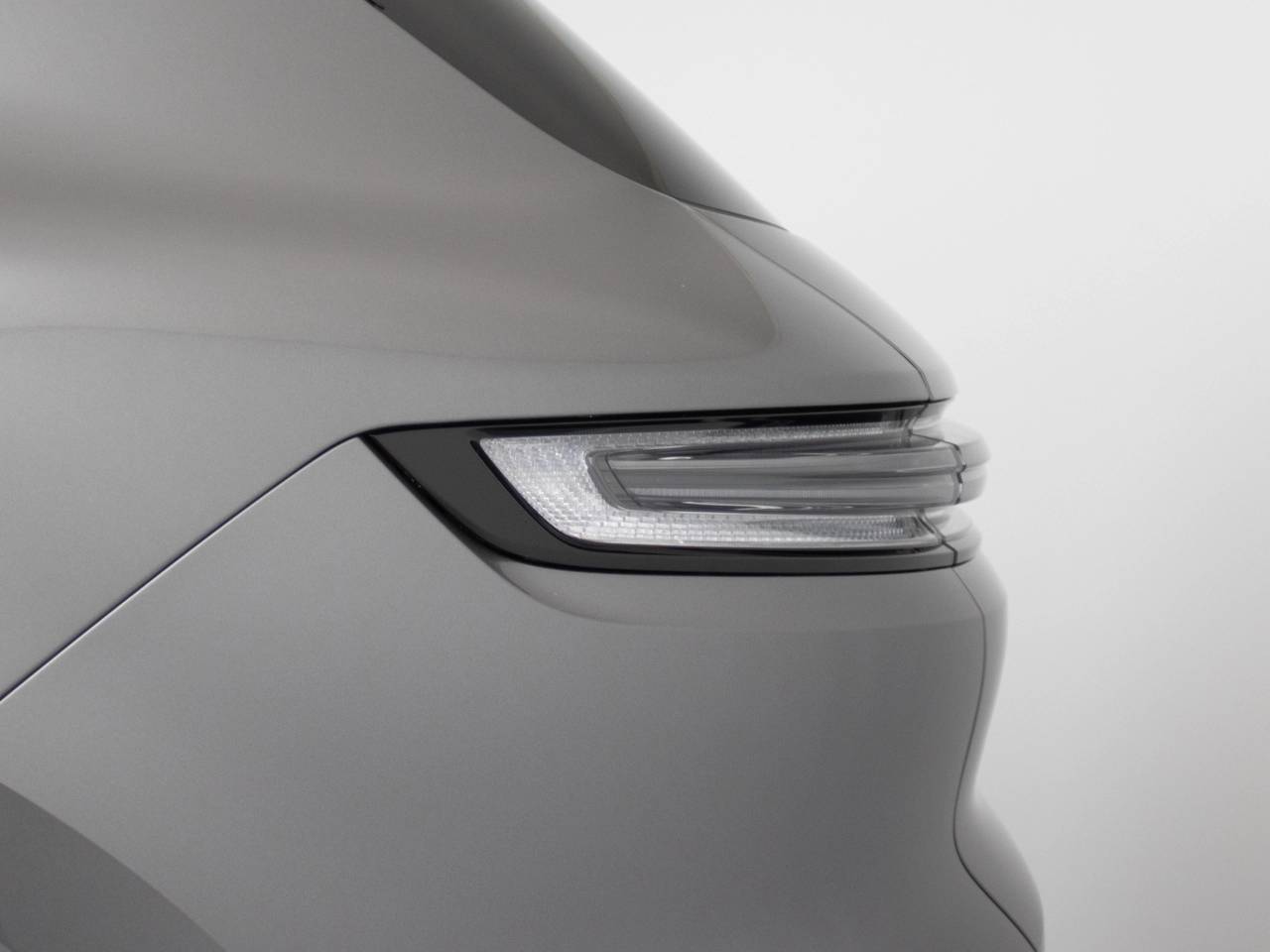 Cayenne V6 (14) image 24