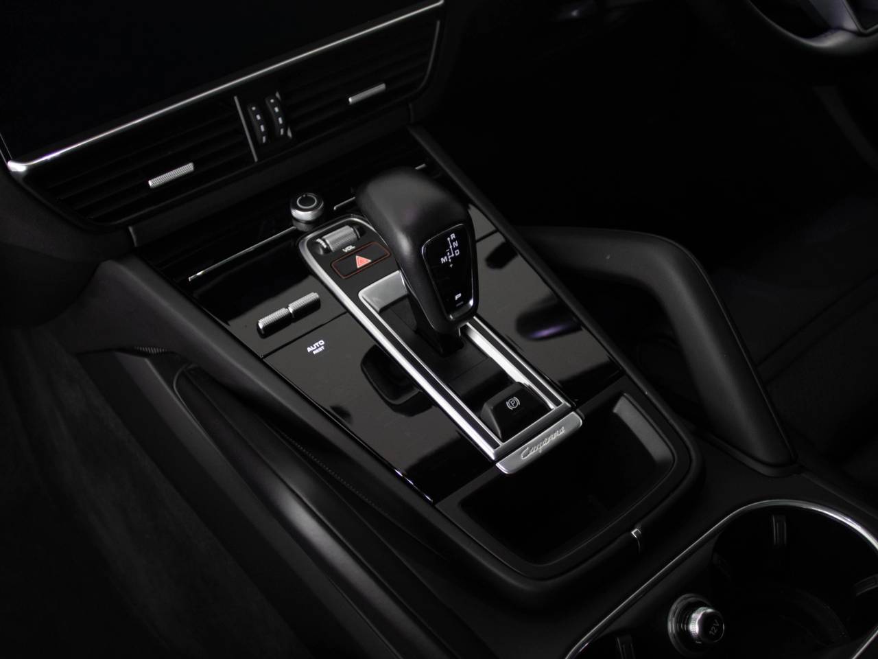 Cayenne V6 (15) image 31