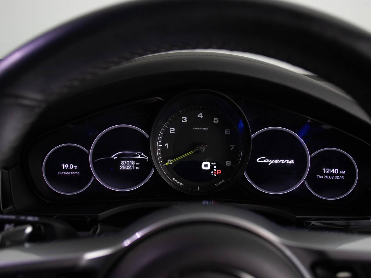 Cayenne V6 (15) image 46