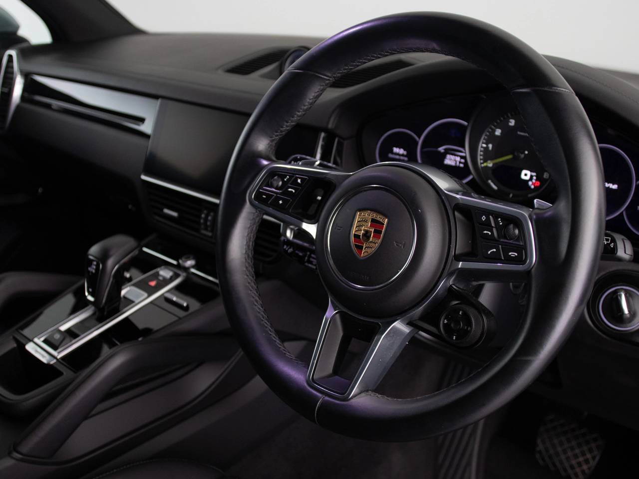 Cayenne V6 (15) image 07