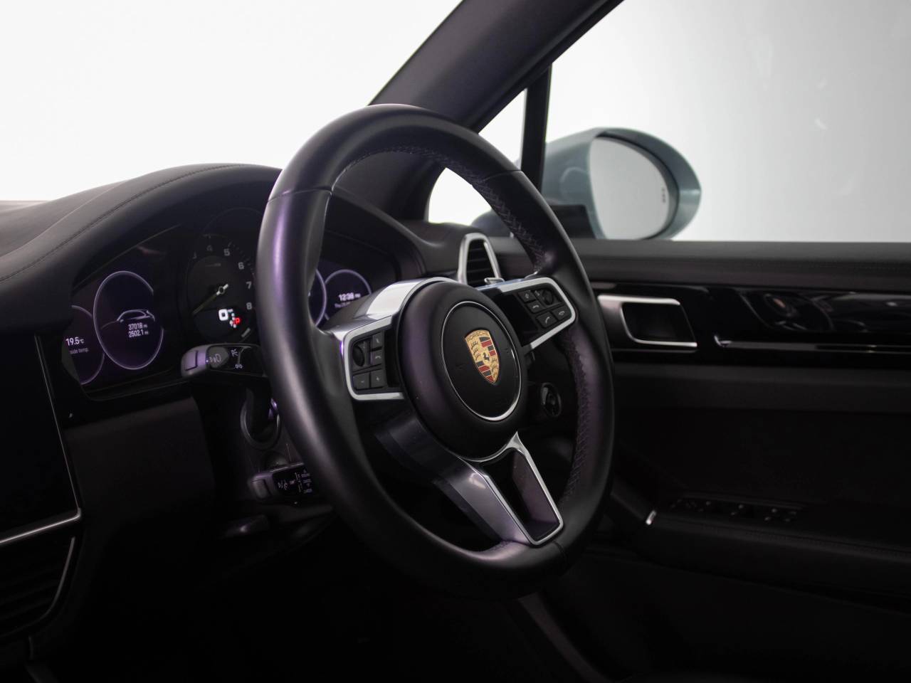 Cayenne V6 (15) image 34