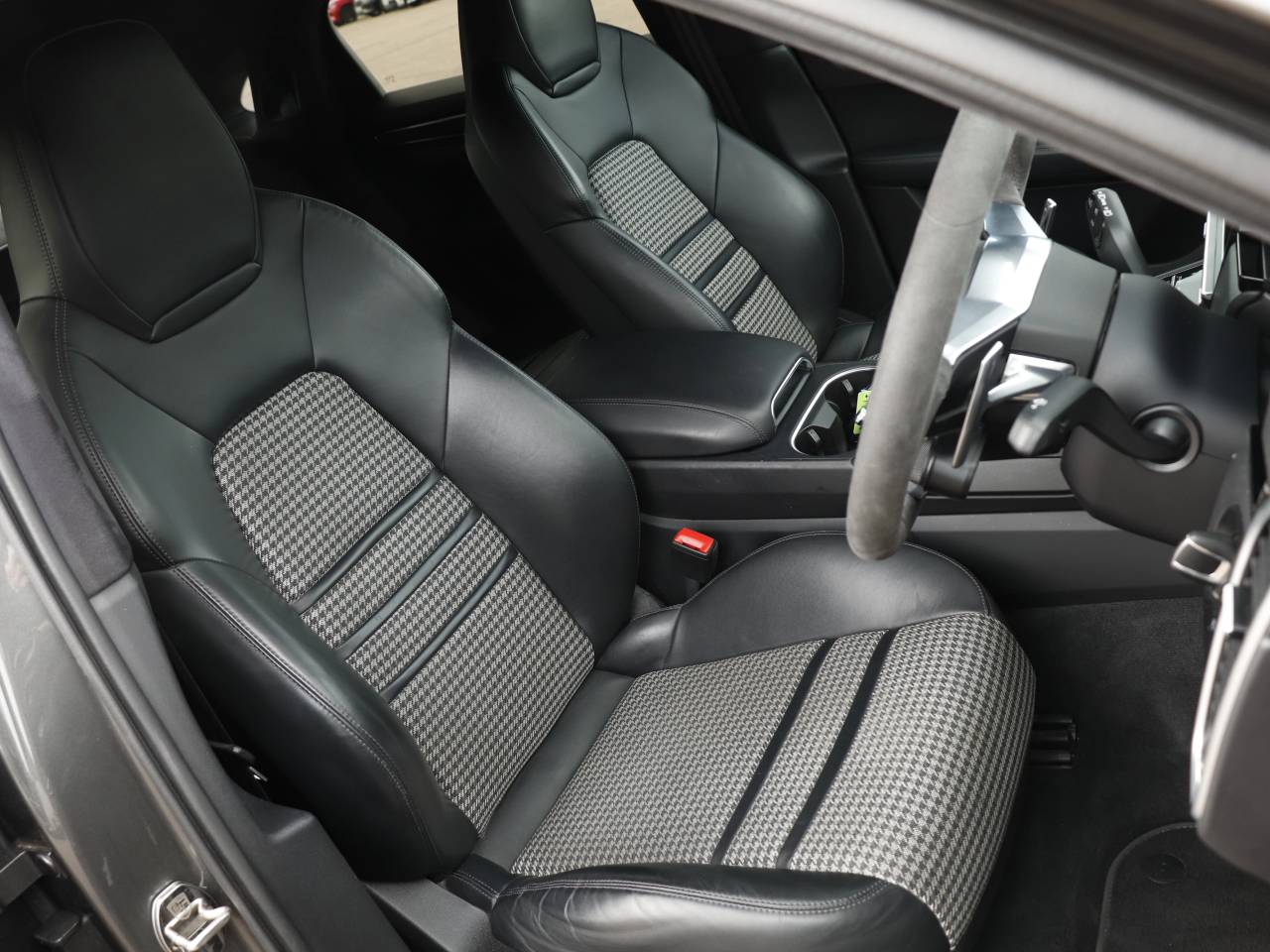 Cayenne GTS TIPTRONIC (14) image 23