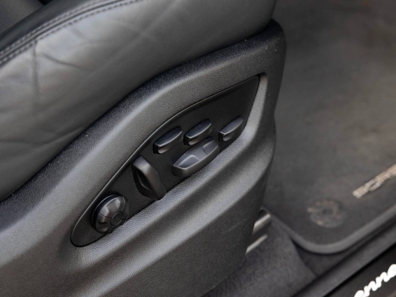 Cayenne V6 (45) image 67