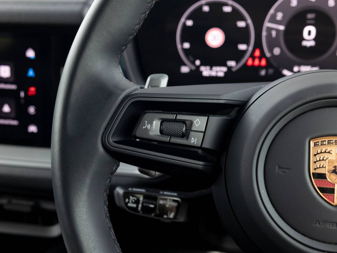Cayenne V6 (45) image 39