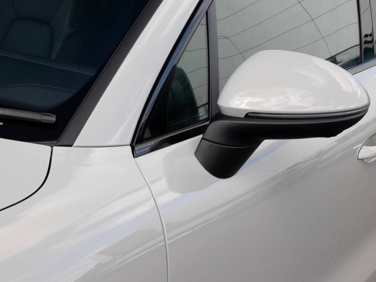 Cayenne V6 (45) image 16