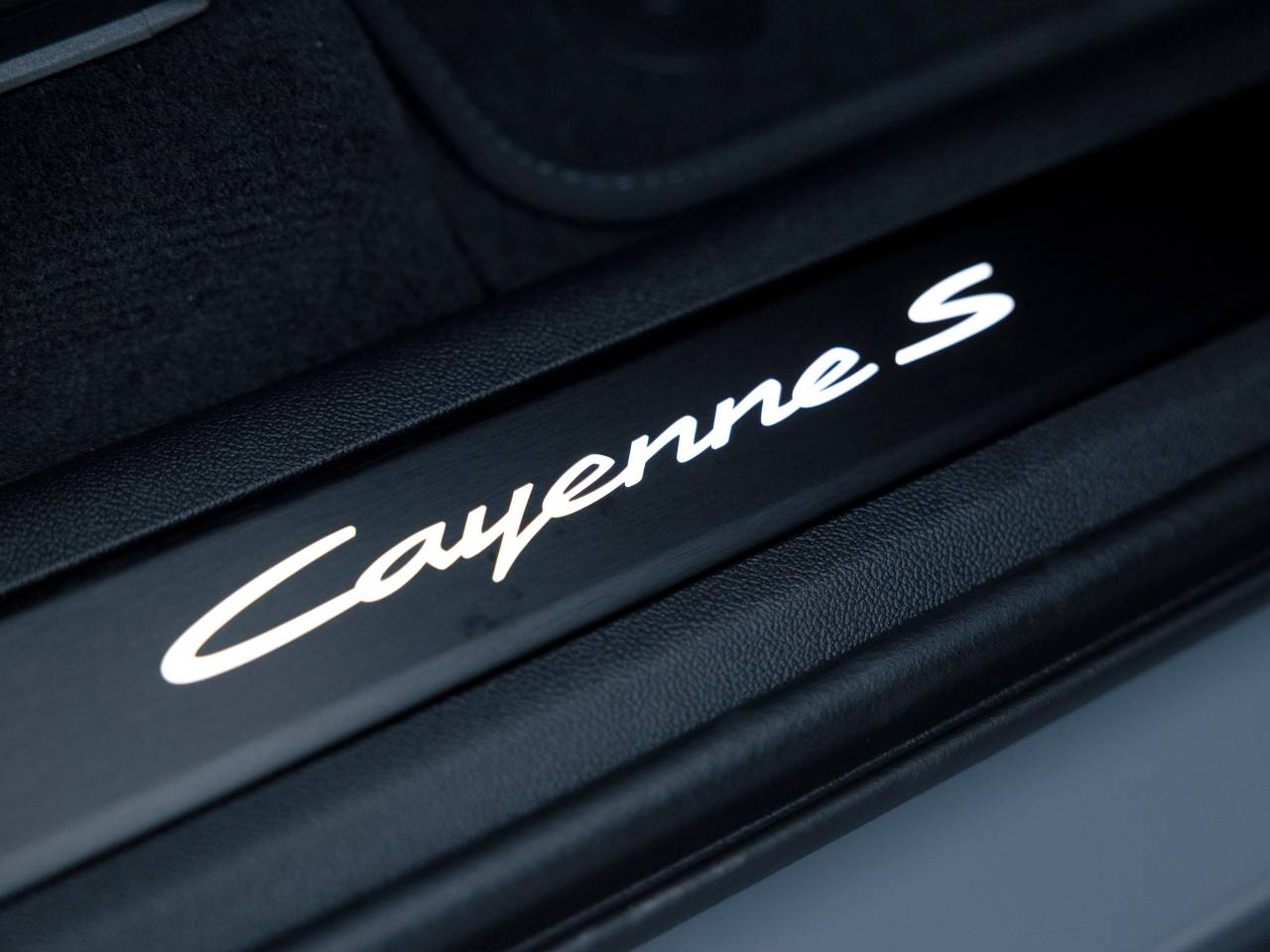 Cayenne (58) image 71