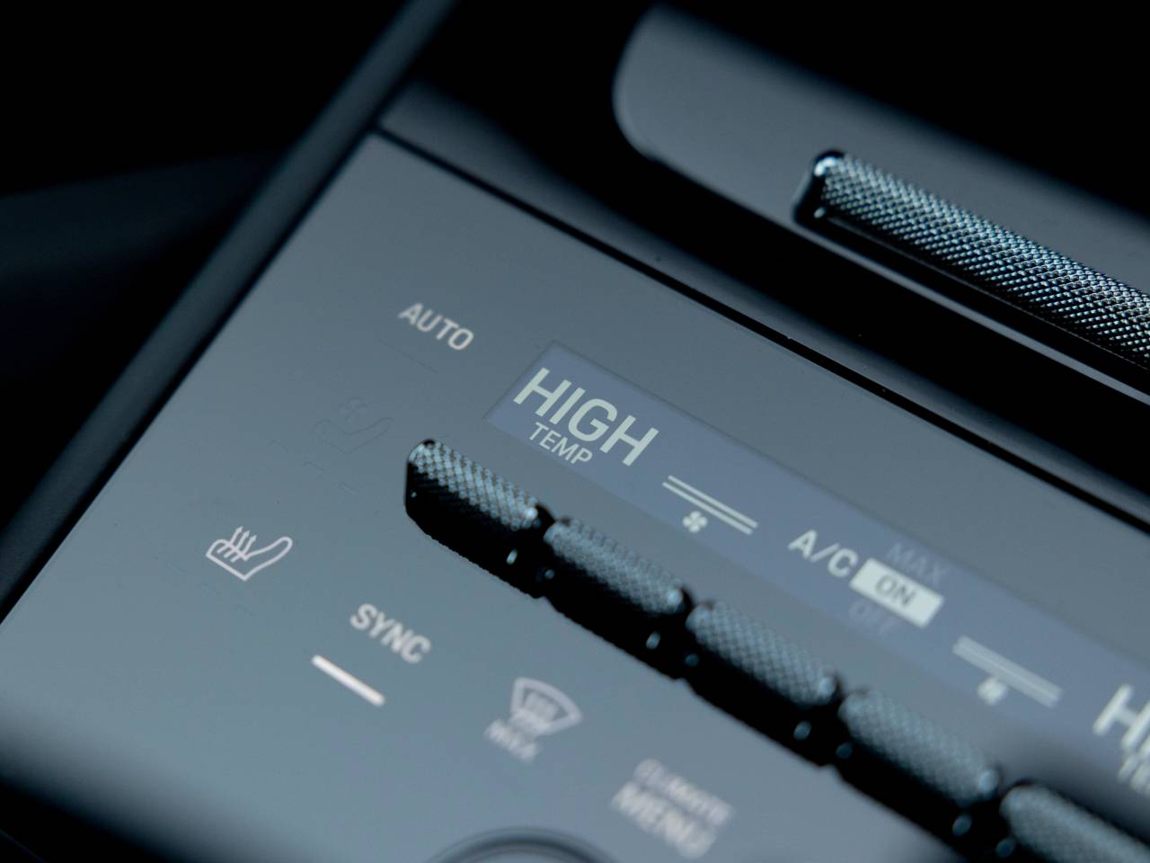 Cayenne (58) image 64