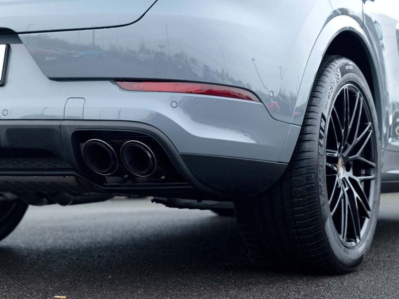 Cayenne (58) image 38