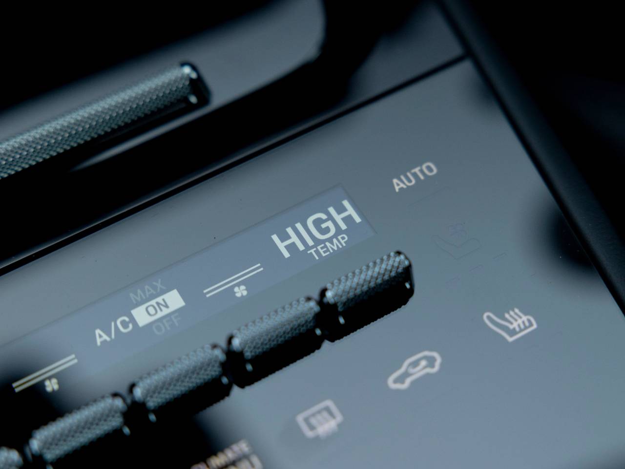 Cayenne (58) image 67