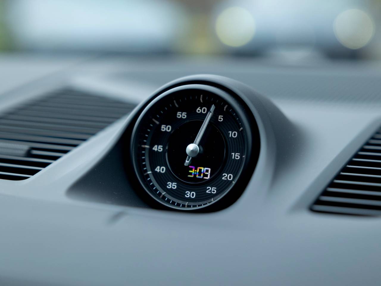 Cayenne (58) image 63