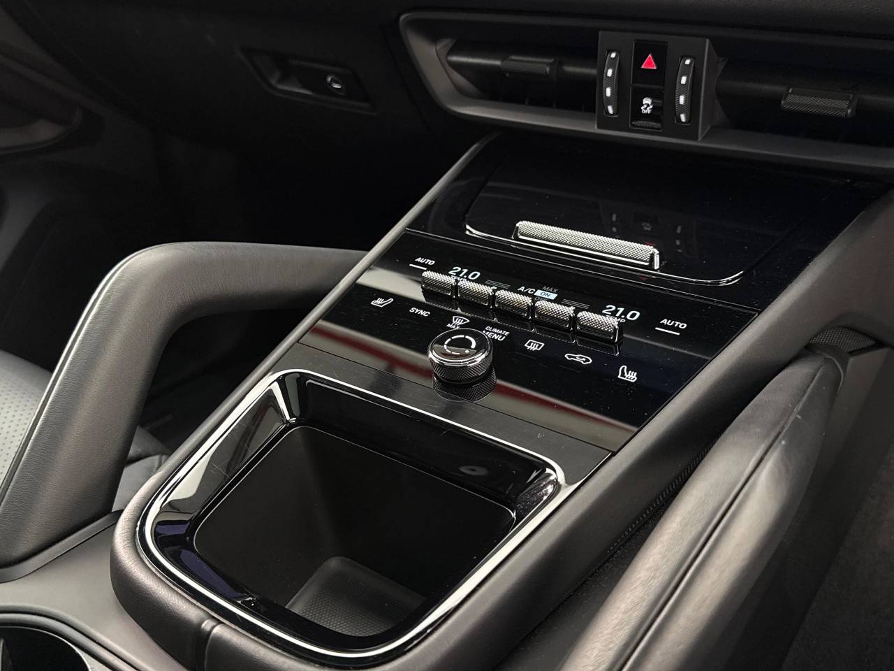 Cayenne V6 (93) image 29