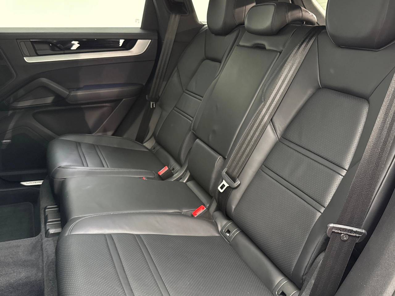 Cayenne V6 (93) image 33