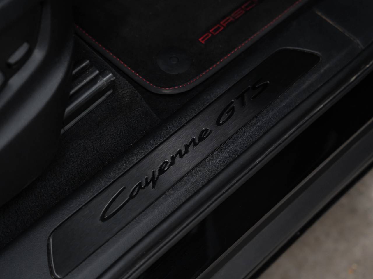 Cayenne GTS image 45