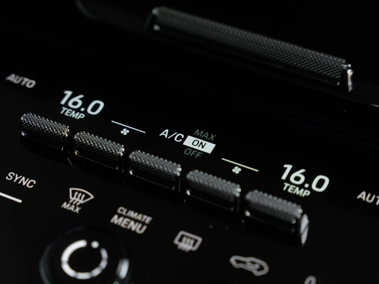 Cayenne GTS image 39