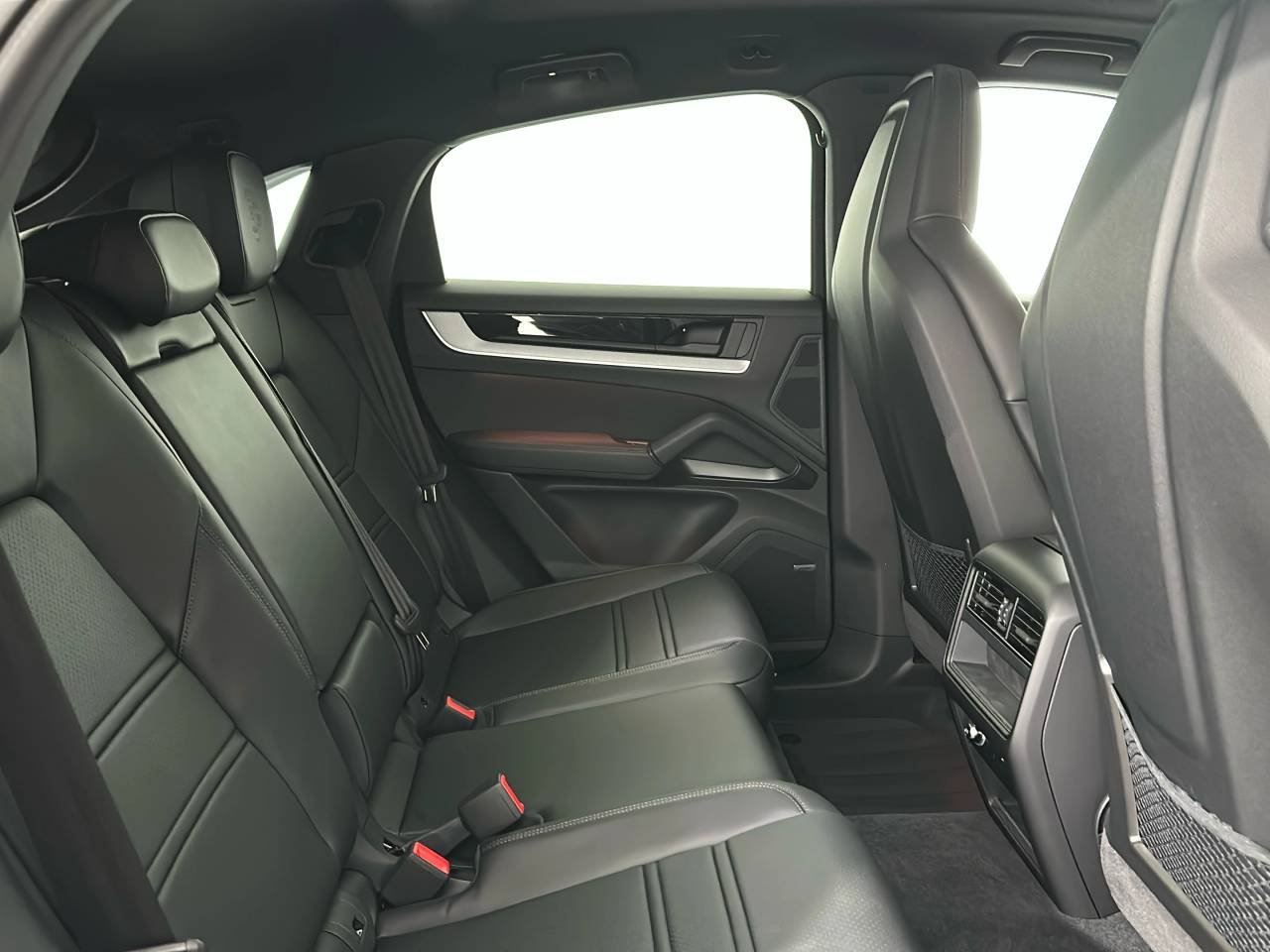 Cayenne V6 (86) image 22
