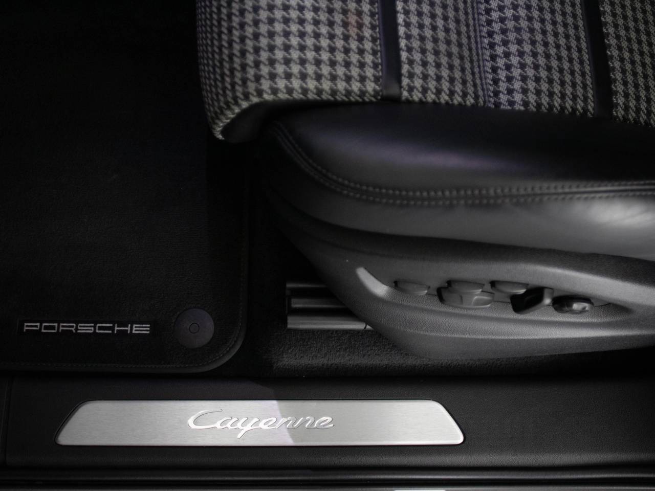 Cayenne V6 (20) image 64