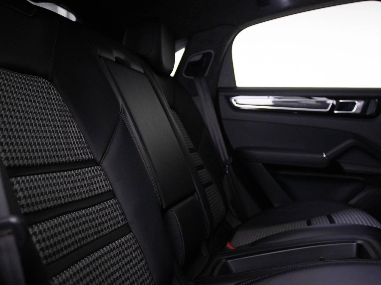 Cayenne V6 (20) image 43