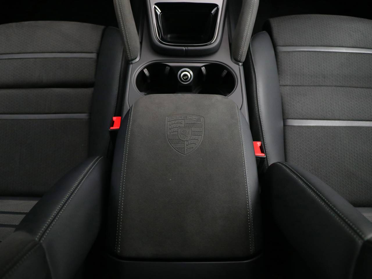 Cayenne GTS (11) image 42
