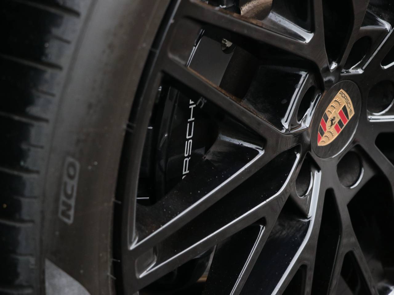 Cayenne GTS (11) image 13