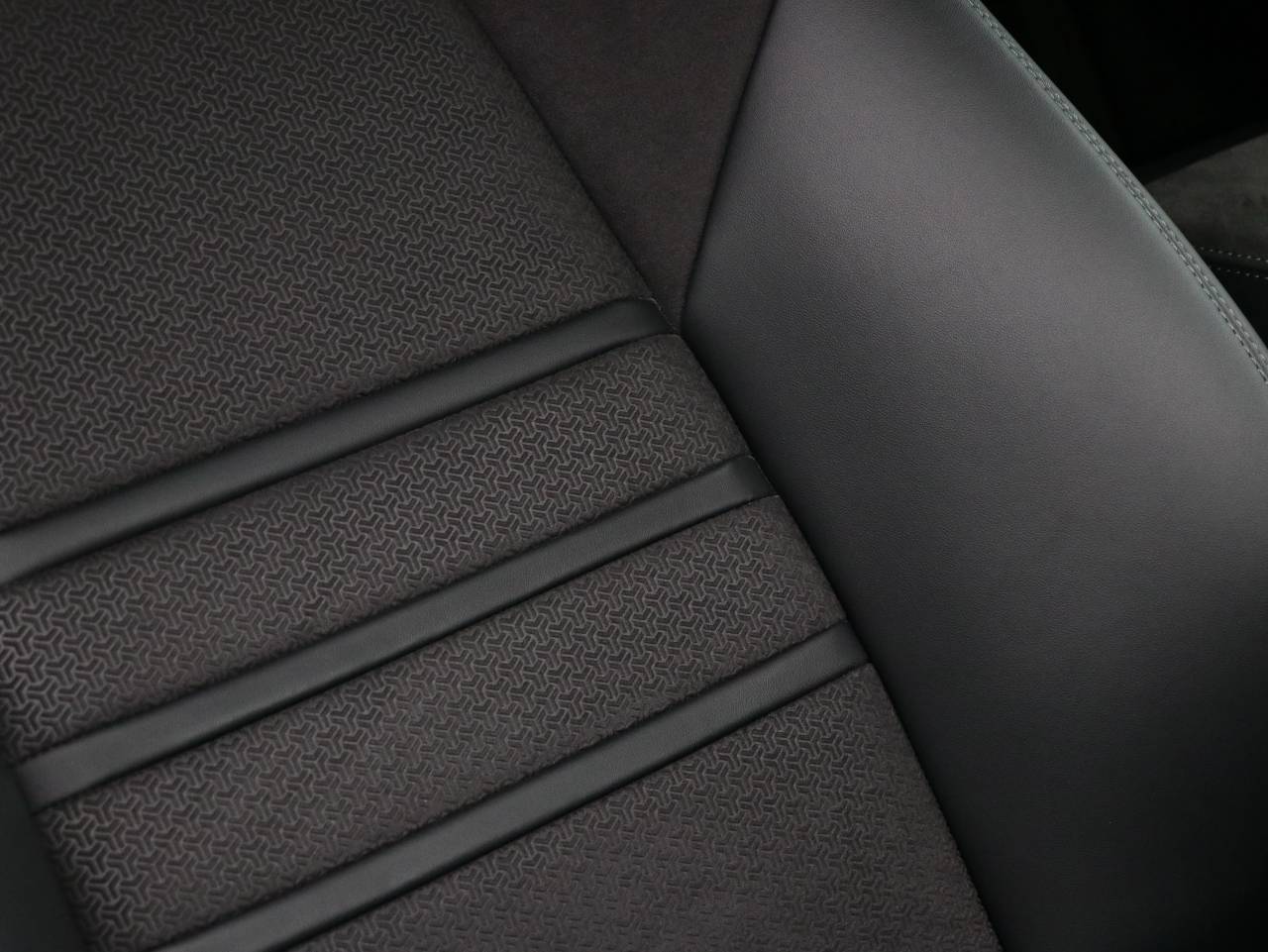 Cayenne GTS (11) image 44