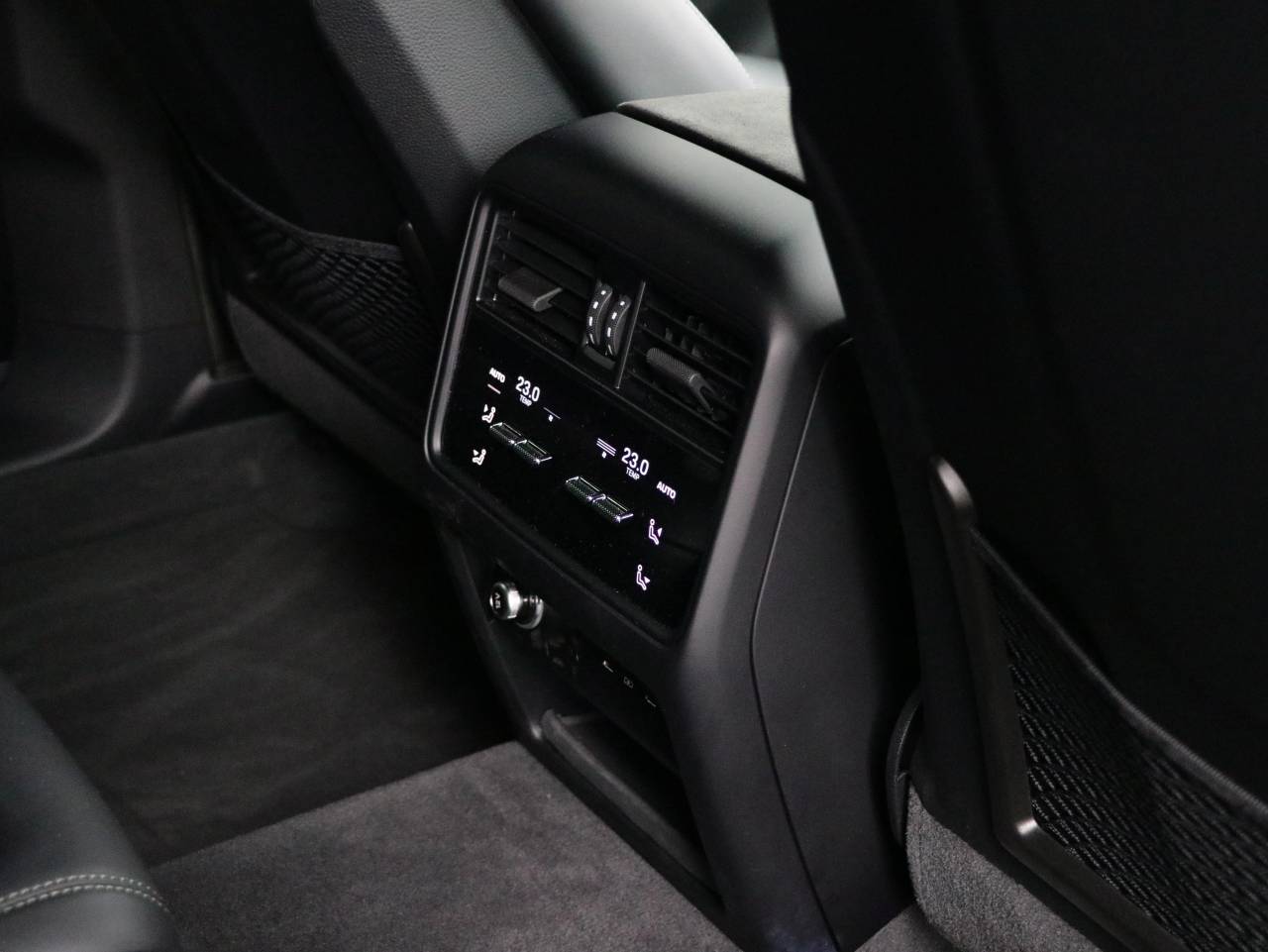 Cayenne GTS (11) image 36